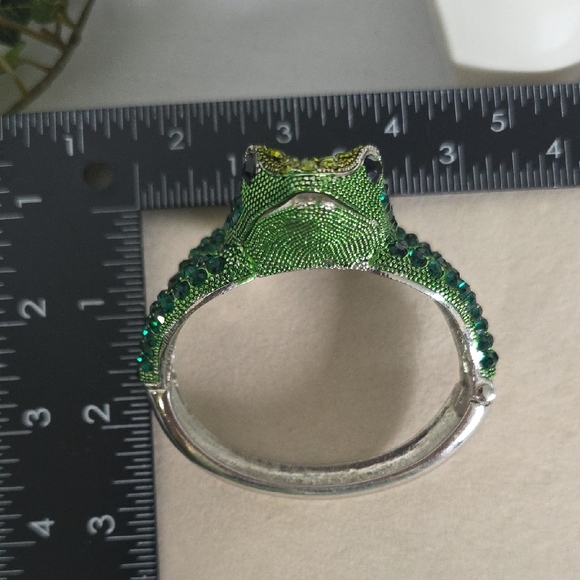 Silver Statement Bracelet Green Cubic Zirconia Frog Clamper Hinge - Picture 3 of 11